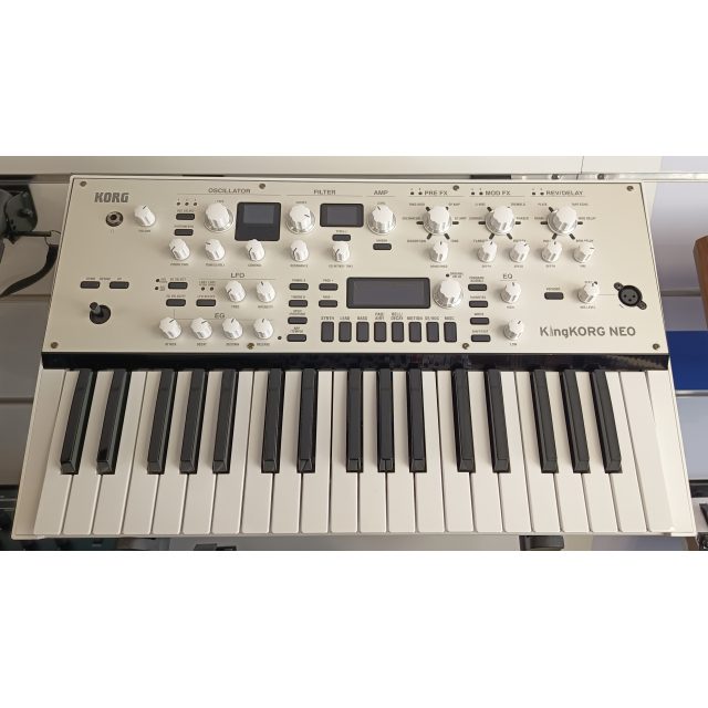 SYNTHETISEUR KORG