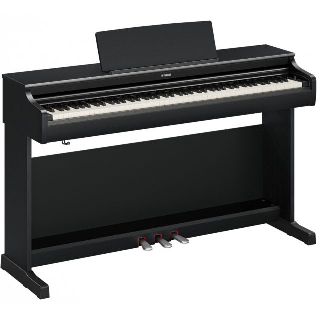 PIANO NUMERIQUE YAMAHA SERIE ARIUS