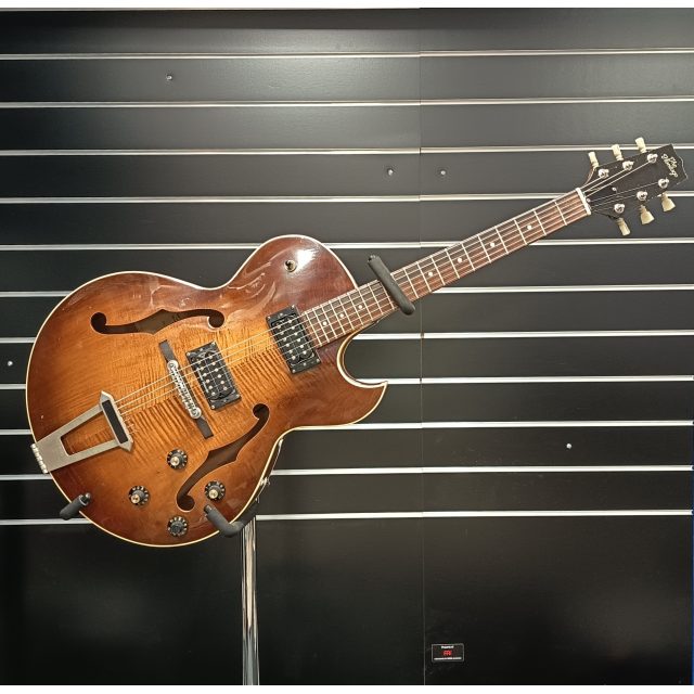GUITARE JAZZ THE HERITAGE