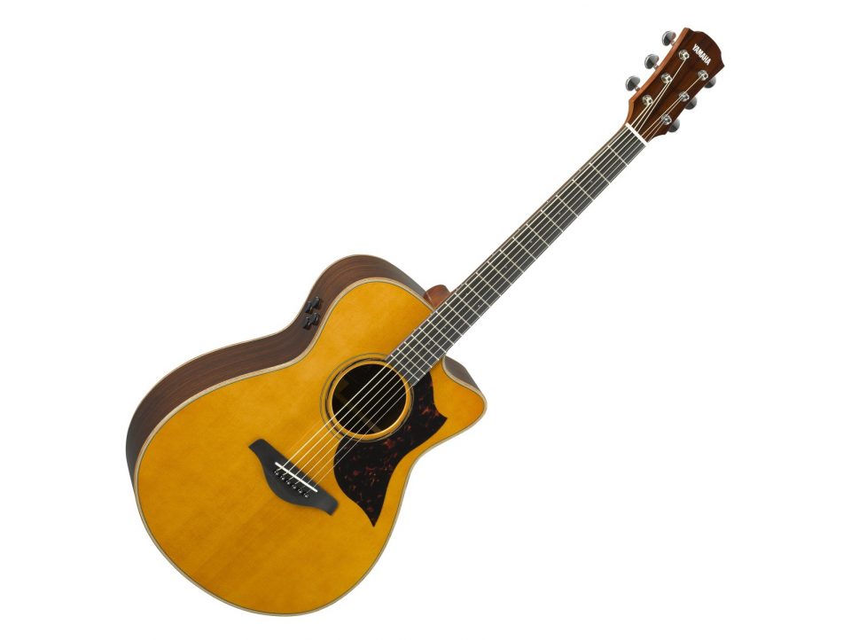 GUITARE ELECTRO-ACOUSTIQUE YAMAHA