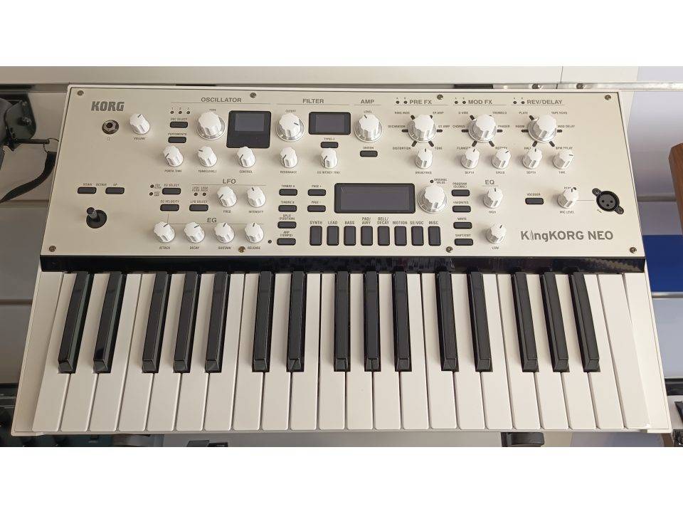 SYNTHETISEUR KORG