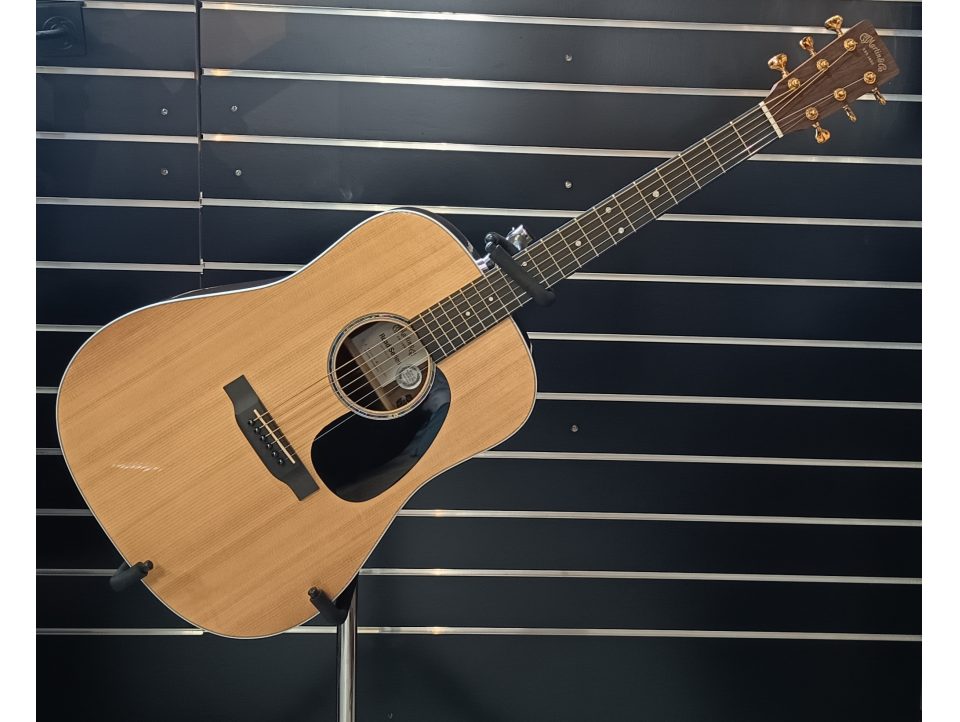GUITARE ELECTRO-ACCOUSTIQUE MARTIN ROAD SERIES